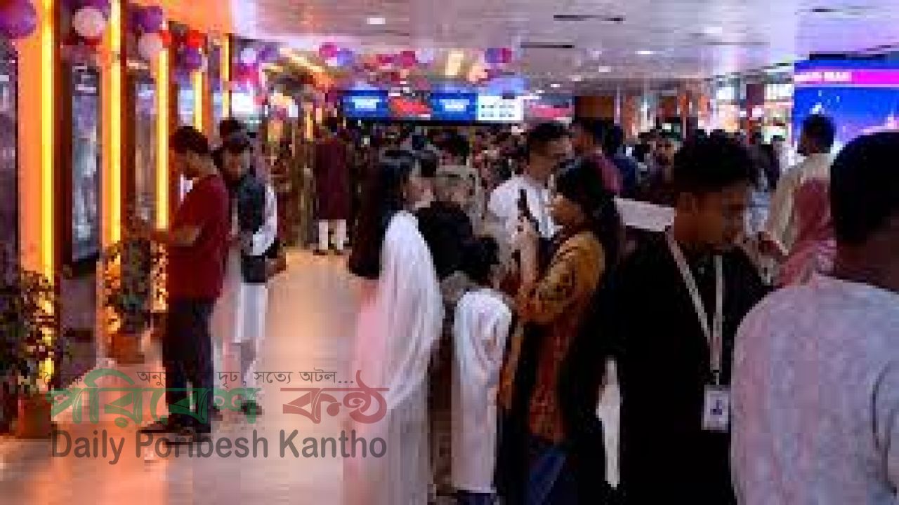 ঈদে প্রেক্ষাগৃহে দর্শকের ঢল, চাঙ্গা সিনেমা বাজার