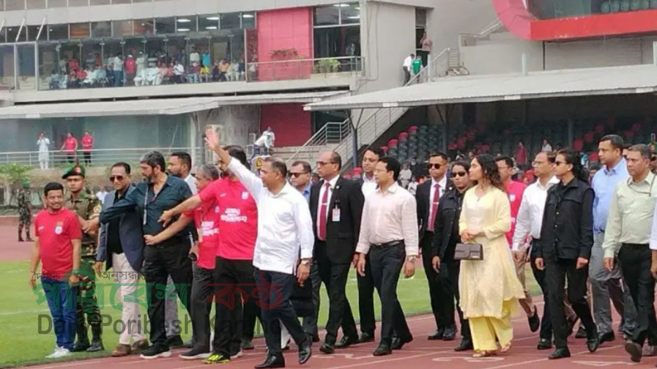 স্বাধীনতা দিবসে জাতীয় স্টেডিয়ামে প্রীতি ফুটবল ম্যাচে প্রধানমন্ত্রী