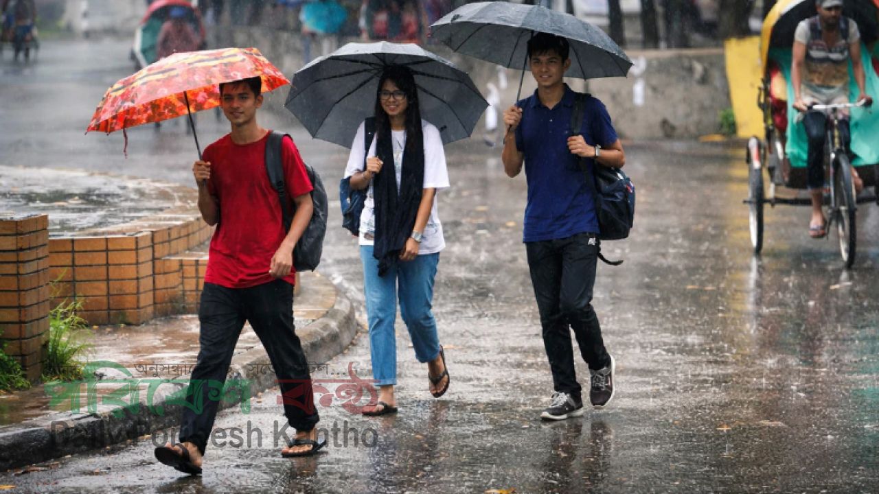 ঢাকায় বজ্রসহ বৃষ্টির আশঙ্কা, কমতে পারে তাপমাত্রা