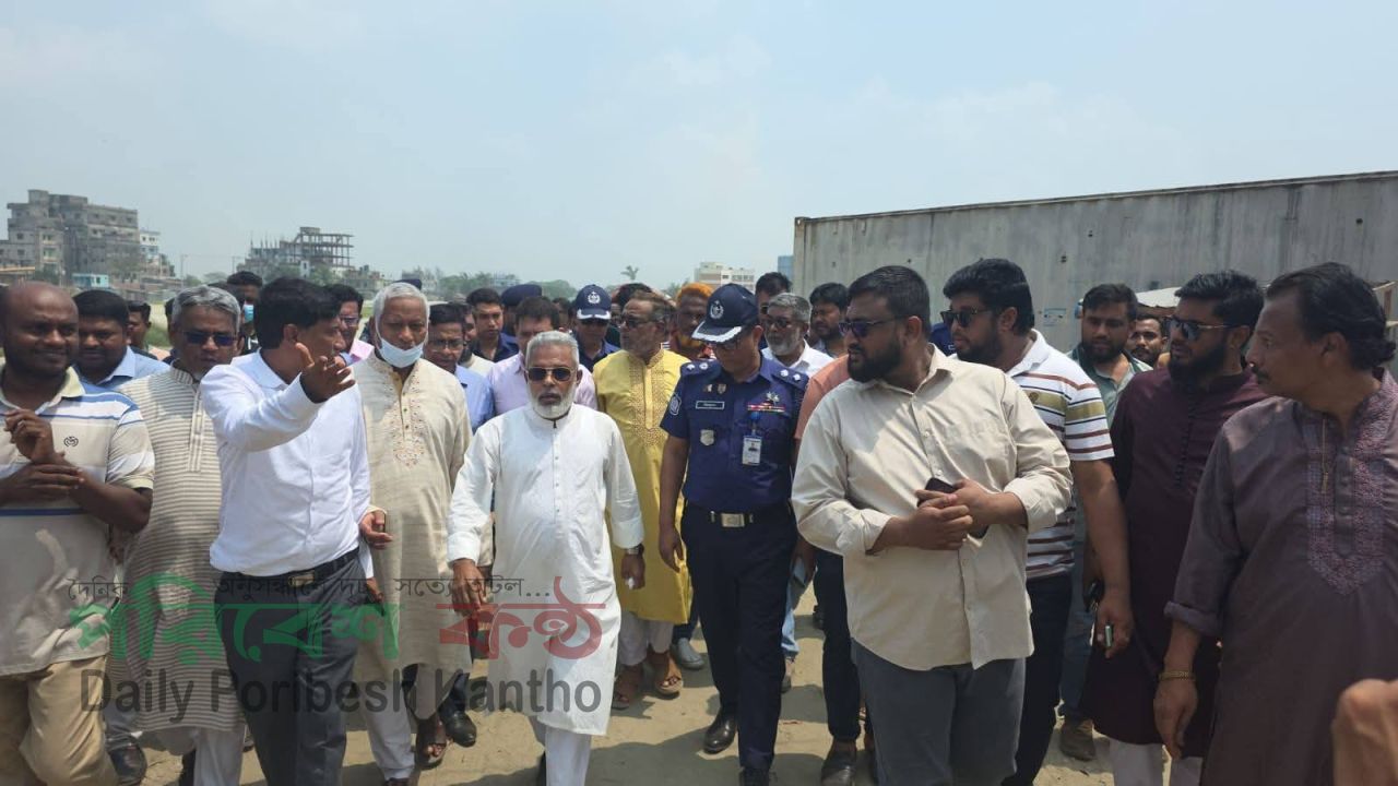 কাঁচপুরে যানজট ও দুর্ঘটনা নিরসনে মহাসড়ক পরিদর্শনে এমপি আজহারুল ইসলাম মান্নান