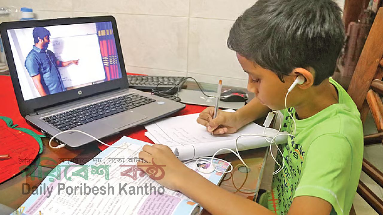 শিক্ষাপ্রতিষ্ঠানে ব্লেন্ডেড ক্লাস চালুর সম্ভাবনা, আজ মন্ত্রিসভায় চূড়ান্ত সিদ্ধান্ত