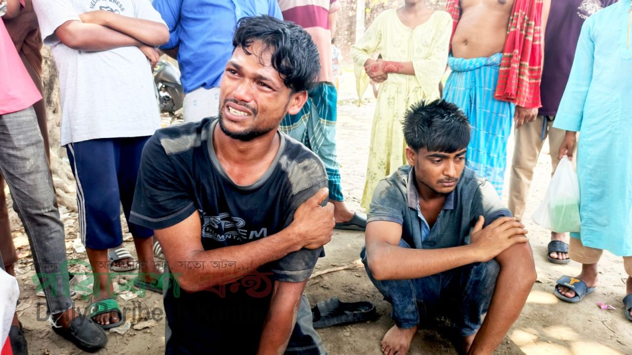 সোনারগাঁ পৌর এলাকায় চুরির আতঙ্ক: রাতভর পাহারায় যুবকরা, দুই চোর আটক করে পুলিশে সোপর্দ