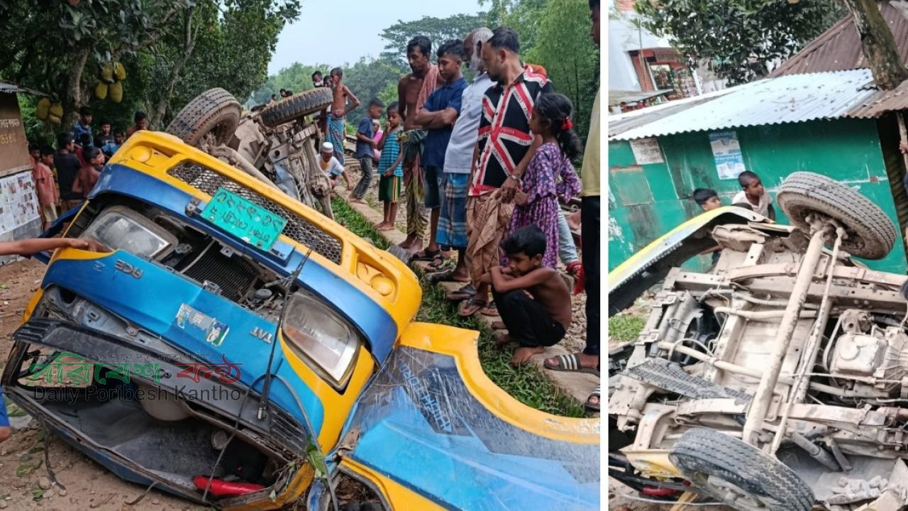 ট্রেনের ধাক্কায় দুমড়ে-মুচড়ে গেলো গরুবাহী পিকআপ