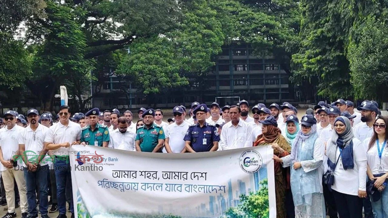 ‘আইনের ফাঁকফোকরে পার পেয়ে যাচ্ছে মাদক কারবারিরা’: আইজিপি