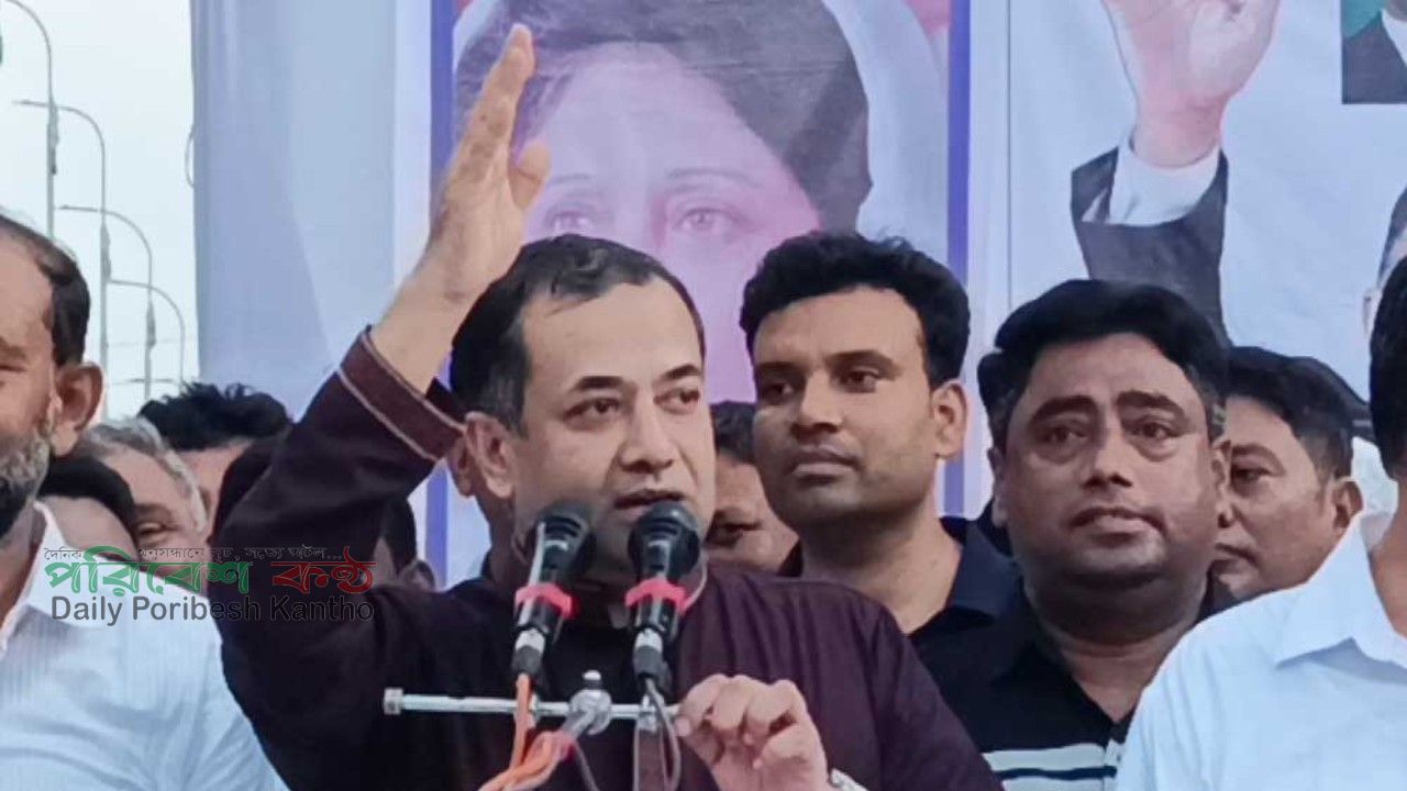 বুকের পাটা থাকলে এখনি দেশে আসুন