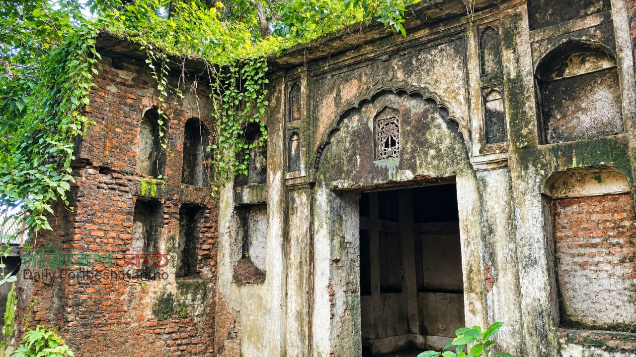 সোনারগাঁয়ে সাড়ে সাতশ বছরের প্রাচীন গ্রন্থাগারের ধ্বংসাবশেষের ইতিহাস