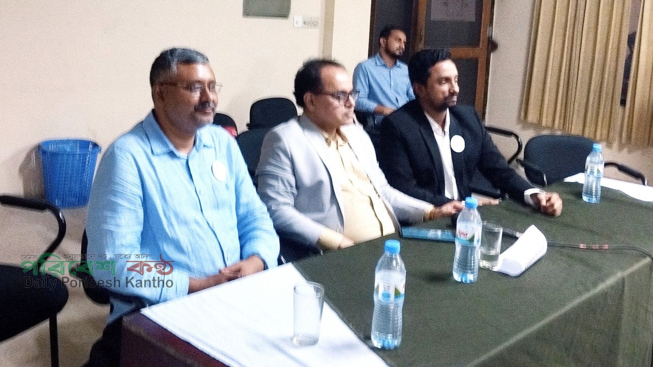 মেডিসিন ক্লাবের বার্ষিক সম্মেলন ও গণস্বাস্থ্য সমাজভিত্তিক মেডিকেল কলেজ ইউনিটের শোভাযাত্রা অনুষ্ঠিত