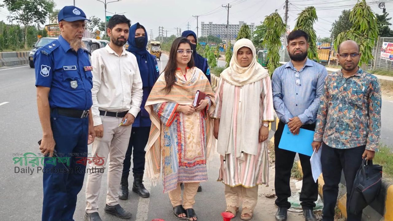 নারায়ণগঞ্জে শব্দদূষণবিরোধী অভিযান, ৪ যানবাহনকে ১১ হাজার টাকা জরিমানা